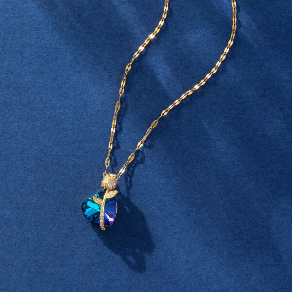 Women's Fashion Sapphire Heart Pendant Necklace - Image 9