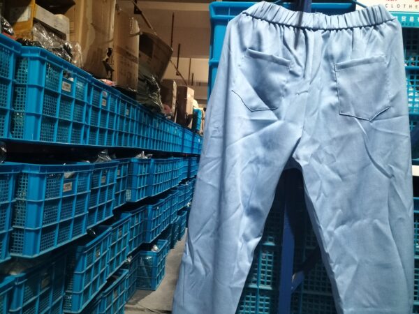 A Single Row Of Two Buckle Large Pocket Suit Jackets - Image 2