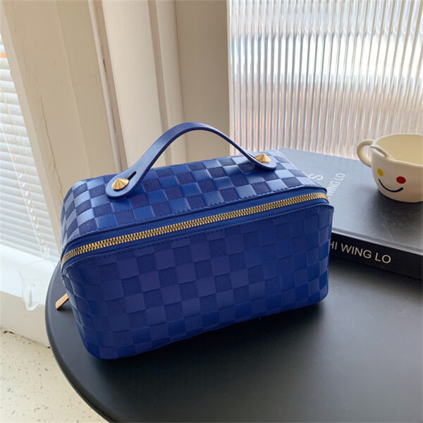 Women's Fashion Korean Portable Cosmetic Bag - Image 7