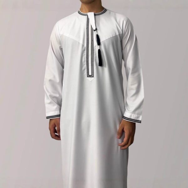 Solid Color Round Neck Embroidered Thick Tassel Oman Gowns Saudi Arabia Men - Image 7