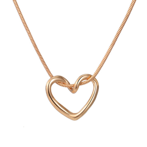 Niche Hollow Heart Necklace For Women - Image 10